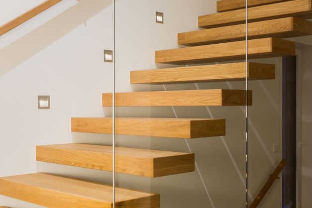 Schwebende Treppe